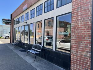 How many “Thai Garden” can you find?  at Thai Garden in Central Point