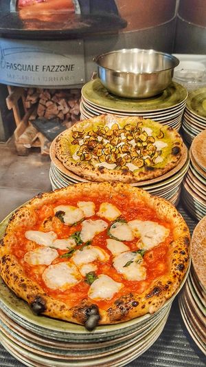 Le pizze vegan at Sunrise Pizza in Caserta