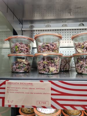 Sicilian salad (vegan) at Vivotto Arles in Arles