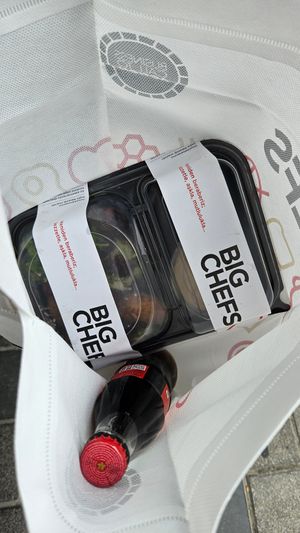 Take-away box at Big Chefs Tünel in Istanbul