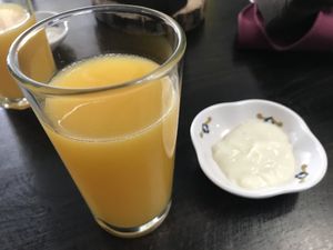 Juice and a small desert   at Orellana in Manizales