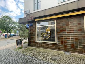 Outside at Taste of Ceylon in Goch