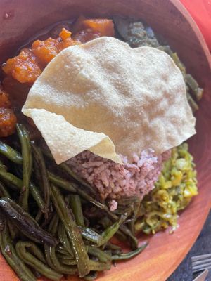 Vegan curry with red rice at Taste of Ceylon in Goch
