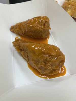 Buffalo Drumsticks   at Cisu Vegan House in Hanover