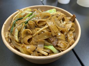 Vegan beef chow fun  at Cisu Vegan House in Hanover