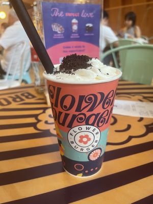 Oreo milkshake   at Flower Burger - I Gigli in Campi Bisenzio