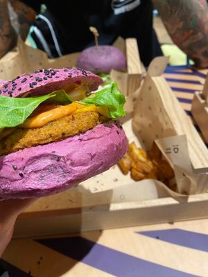 Cherry Bomb at Flower Burger - I Gigli in Campi Bisenzio