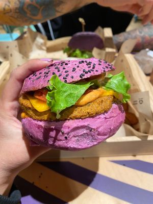 Cherry Bomb  at Flower Burger - I Gigli in Campi Bisenzio