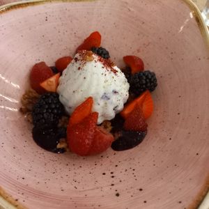 Vegan dessert at Les Archives in Poitiers