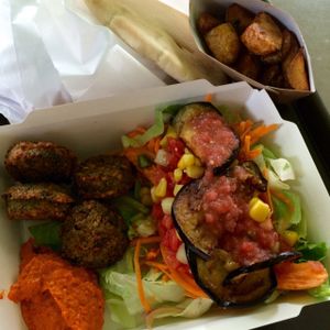 Yaafa - Salad box & Frites at Yaafa - D'Algerie in Lyon