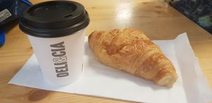 Coffee and croissant at PMI - Deli Y Cia in Mallorca