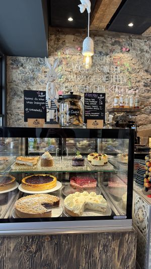 Aktuelle Kuchenauswahl  at siebzehn82 in Endingen Am Kaiserstuhl