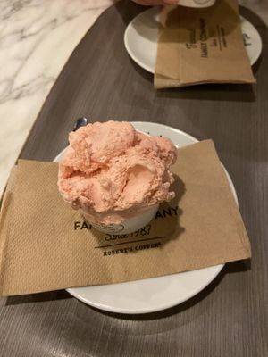 Strawberry sorbet (5,90€)  at Robert's Coffee in Helsinki