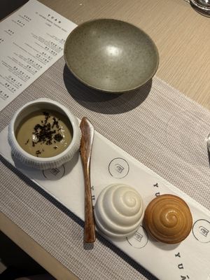Chinese bun olive vegetablee  at Yuan 圓 in Hong Kong Island