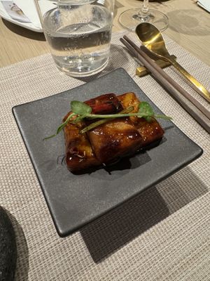 White ferula mushroomms  at Yuan 圓 in Hong Kong Island