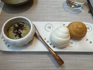 House buns and olive spreadds  at Yuan 圓 in Hong Kong Island