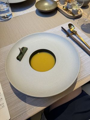 Corn soup  at Yuan 圓 in Hong Kong Island
