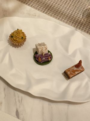   at Yuan 圓 in Hong Kong Island