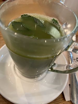 Some kind of minty matcha drinkk  at Spreegold - Bikini Mall in Berlin