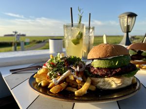 Vegan Burger   at Ahoi Steffen Henssler in Otterndorf