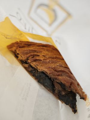 Spinach mushroom pie at Spitiko Bakery in Thessaloniki