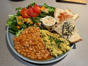 Katerfrüstück  at Katzentempel - Bremen in Bremen