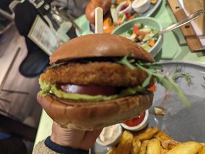 Chicken burger at Katzentempel - Bremen in Bremen