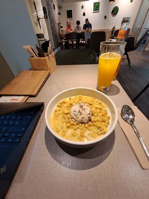 Chickpea curry in a coconut sauce. at Katzentempel - Bremen in Bremen