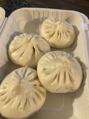Veggie steamed buns (filled with greens) at Bodhi Veggie Cuisine in Rosemead