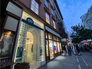 front  at Eis Greissler in Vienna