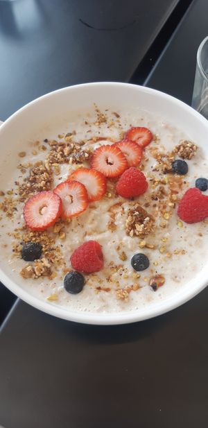 Porridge at For Change Cafe in Bellfield