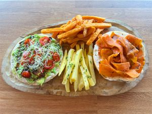  at Mama Chea Cafe in Davie