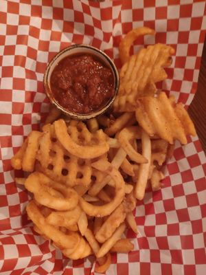 Mixed fries basket #Veganuary at Third Coast Pizza in Prague