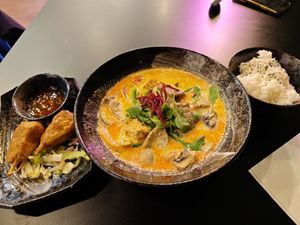 Golden Curry, Seitan-Sticks and Rice at An Lac in Flensburg