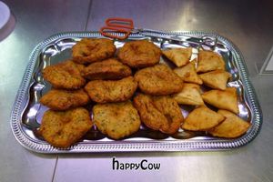 Samosas + baras. at Veggie4U in The Hague