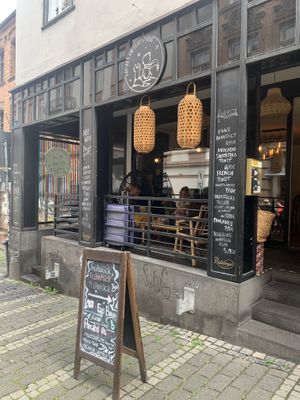 The outside  at Damals Hinterm Mond in Marburg