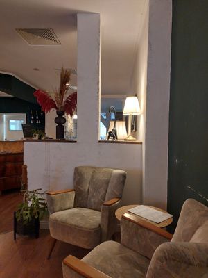  at Damals Hinterm Mond in Marburg