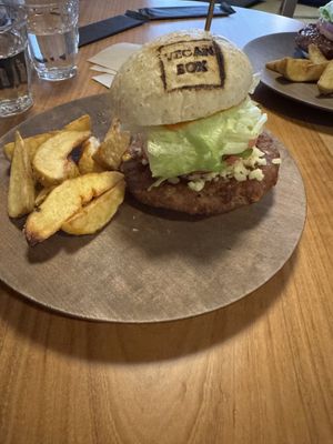 Veggie burger   at Box Burger - Yumoto in Hakone