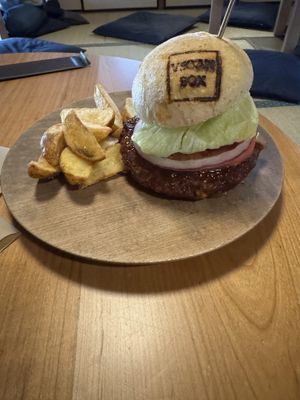 Teriyaki veggie burger   at Box Burger - Yumoto in Hakone