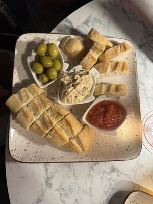 Hummus  at Café Mozart in Mallorca