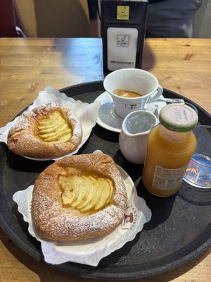 Vegan Apple and apricot jam   at Sartoria Gastronomica in Bologna
