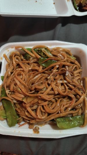Veggie lo mein at China Express in Tremonton