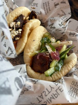 Bao bun tofu en bao bun van de week  at Bar Bao in Mechelen