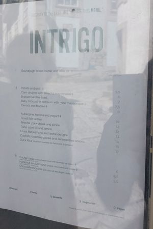 menu at Intrigo in Porto