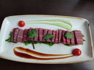 Vegan Tuna Tataki at The Ash in Bremen