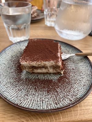 TIRAMISU SPECULOS  at Martha Pizze Amore in Paris