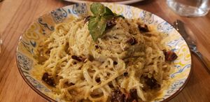 Pistache pesto pasta at Martha Pizze Amore in Paris