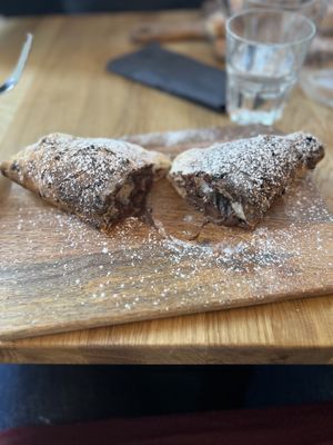 Calzone nocciolata  at Martha Pizze Amore in Paris