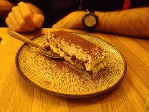 Tiramisu at Martha Pizze Amore in Paris
