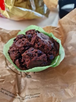 Choc chip muffin at Qraftwerk in Grindelwald
